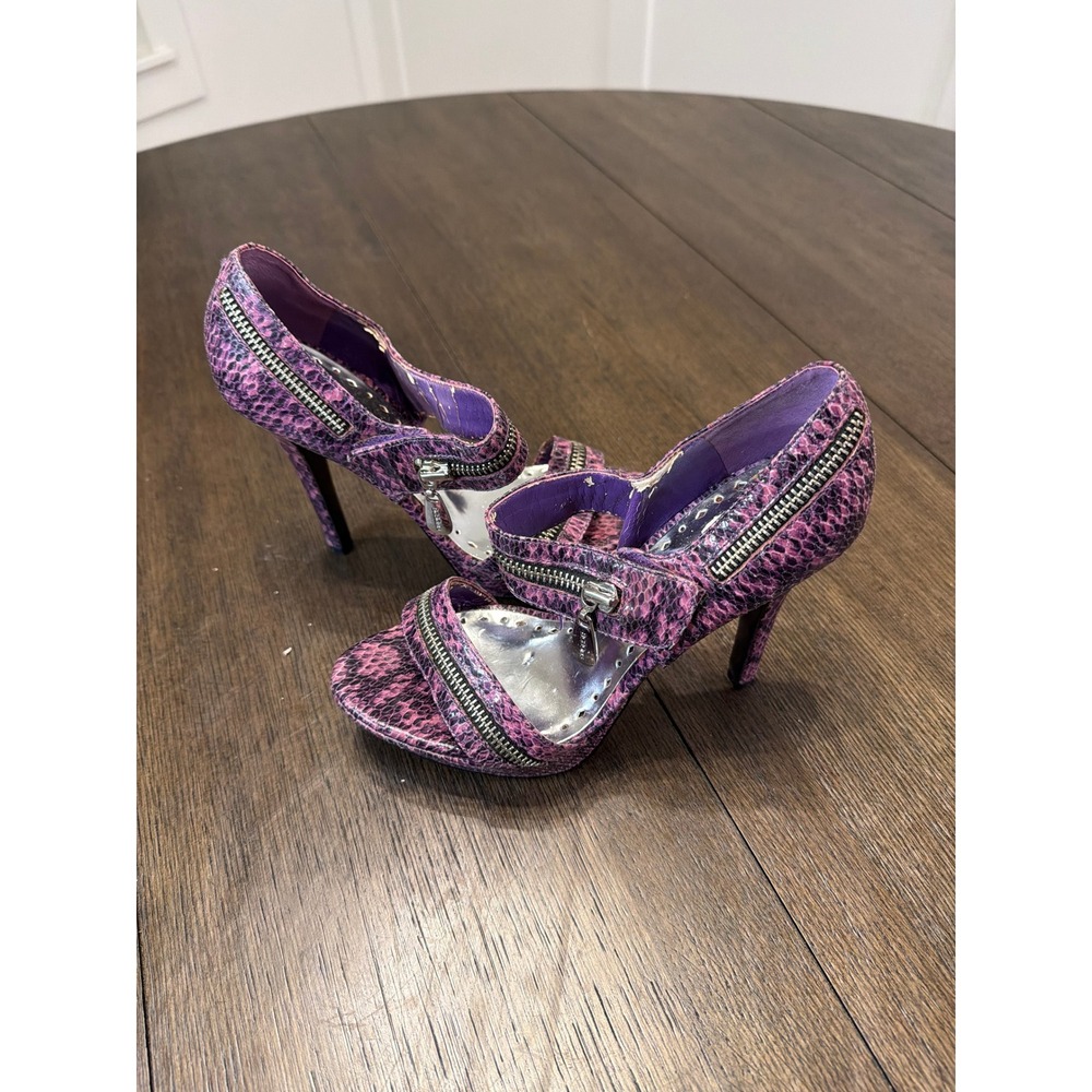 BCBGirls Purple Snake‎ Print Zipper Stiletto Heeled Sandals Women's Size 6 - Picture 2 of 5